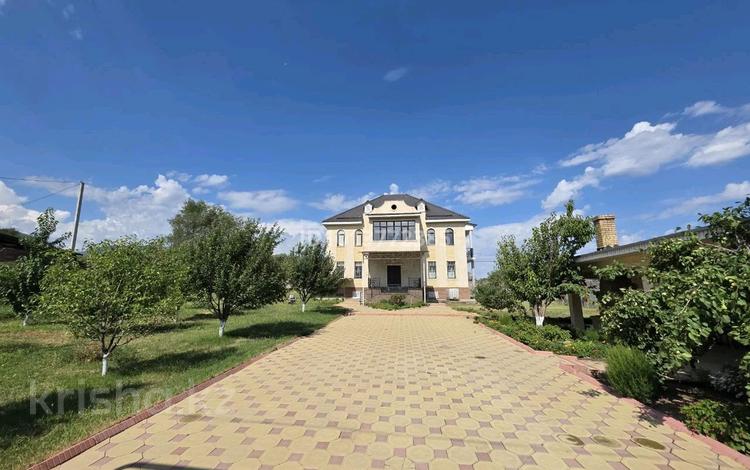 Отдельный дом · 4 комнаты · 382 м² · 21.1 сот., Шымбулак 72 за 215 млн ₸ в Каскелене — фото 29