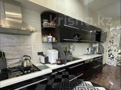 3-комнатная квартира · 113 м² · 9/13 этаж, Шевченко 164 г — Ауэзова;тц глобус за 75 млн ₸ в Алматы, Алмалинский р-н