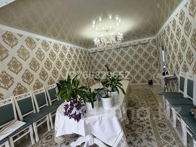 3-бөлмелі пәтер · 101 м² · 2/5 қабат, мкр. Алтын орда, мкр Батыс-2, жилой массив Юго-Запад 17а — котибар батыр, бағасы: 32 млн ₸ в Актобе