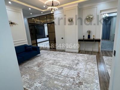 4-бөлмелі пәтер · 220 м² · 10/15 қабат, 18 микрорайон, бағасы: 95 млн ₸ в Актау, 18-й мкр 