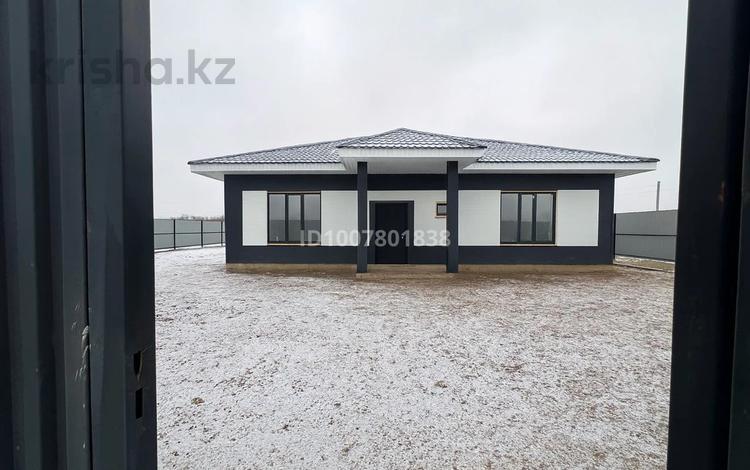 Жеке үй · 4 бөлме · 135 м² · 10 сот., Дачи, ОБСЕ, бағасы: 25 млн 〒 в Талапкер  — фото 2