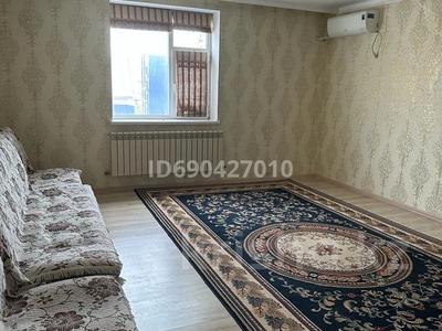 2-комнатная квартира, 60 м², 5/5 этаж помесячно, 31Б мкр 30 за 110 000 〒 в Актау, 31Б мкр