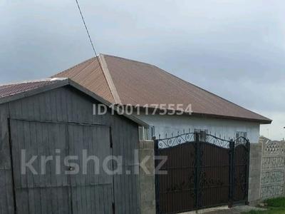 Отдельный дом · 4 комнаты · 120 м² · 10 сот., 5 мкр. дом 250 за 27 млн ₸ в 