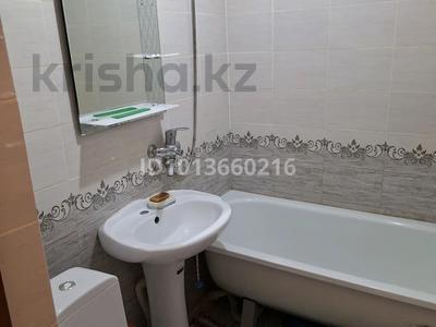 2-бөлмелі пәтер · 40 м², Толе би 48 — Центр, ДВД парк, площадь., бағасы: 15 млн ₸ в Таразе