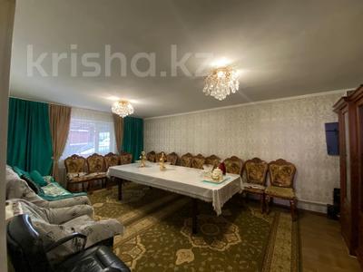 Отдельный дом · 6 комнат · 250 м² · 5 сот., Победа 5 за 19.5 млн 〒 в Кендале