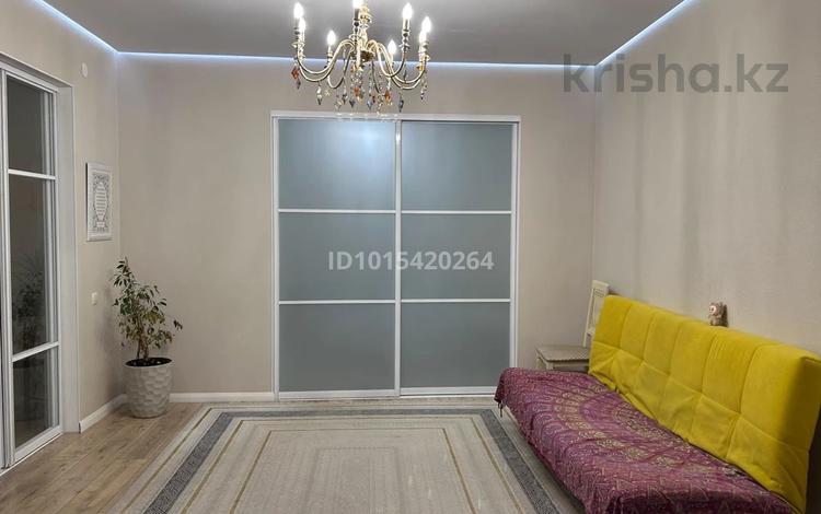 2-комнатная квартира · 60 м² · 4/9 этаж, мкр. Алтын орда 21в к1 — Мангилик/Молдагулова за 26 млн ₸ в Актобе — фото 2