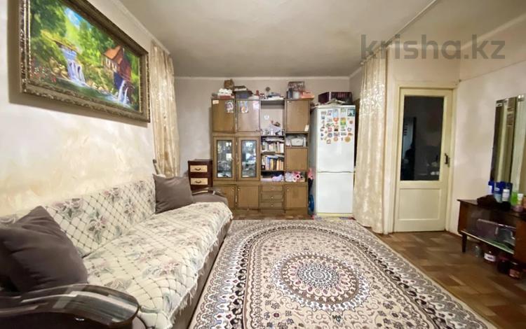3-комнатная квартира · 56 м² · 1/5 этаж, Пришахтинск, Зелинского 24/1 за 13.5 млн ₸ в Караганде, Алихана Бокейханова р-н — фото 2
