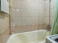 3-комнатная квартира · 56 м² · 1/5 этаж, Пришахтинск, Зелинского 24/1 за 13.5 млн ₸ в Караганде, Алихана Бокейханова р-н — фото 6
