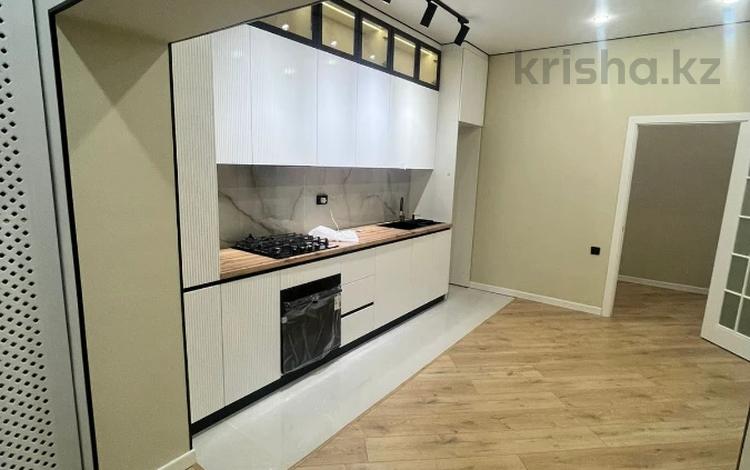 2-бөлмелі пәтер · 75.8 м² · 3/5 қабат, мкр. Алтын орда, бағасы: 35 млн ₸ в Актобе — фото 2