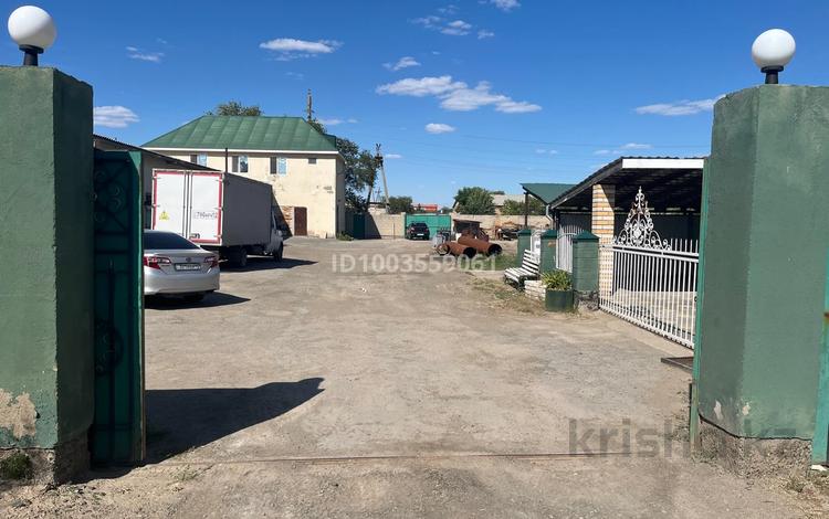Өнеркәсіптік база · 40 сотық, Жалантос батыр 10 а — Ауэзова, бағасы: 180 млн ₸ в Атырау — фото 2