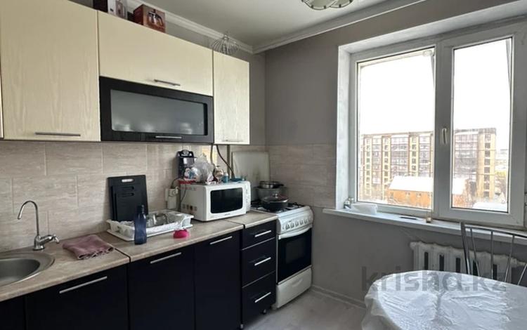 2-бөлмелі пәтер · 50.1 м² · 9/9 қабат, мкр Кунаева 68, бағасы: 17.9 млн ₸ в Уральске — фото 2