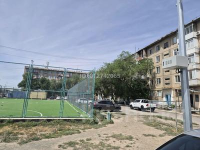 2-бөлмелі пәтер · 44 м² · 4/5 қабат, Габас бергалиев 22, бағасы: 13.8 млн ₸ в Атырау, мкр Привокзальный-3