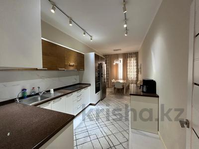 4-бөлмелі пәтер · 142 м² · 16/16 қабат, Навои 208/6 — Торайгырова, бағасы: 900 000 ₸ в Алматы, Бостандыкский р-н
