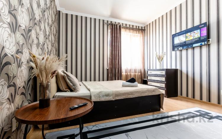 2-комнатная квартира · 66 м² · 15/20 этаж, Кенесары 4 за 17 000 ₸ в Астане, Сарыарка р-н — фото 18