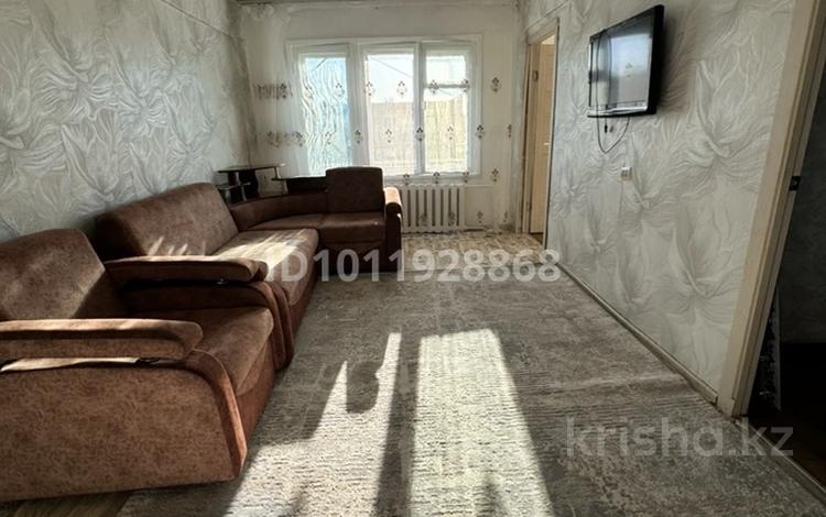 3-бөлмелі пәтер · 51 м² · 5/5 қабат, Просп. Абая 13/2, бағасы: 180 000 ₸ в Усть-Каменогорске, Ульбинский — фото 2