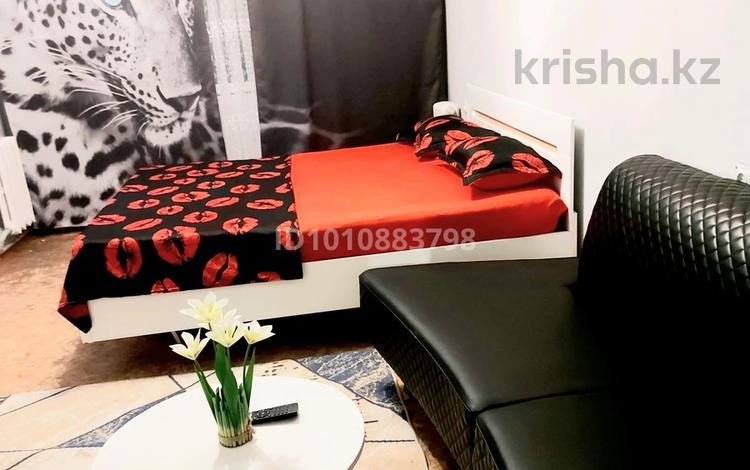 1-комнатная квартира · 30 м², Пр Абая 36 — Возле каспий банка за 8 000 ₸ в  — фото 2