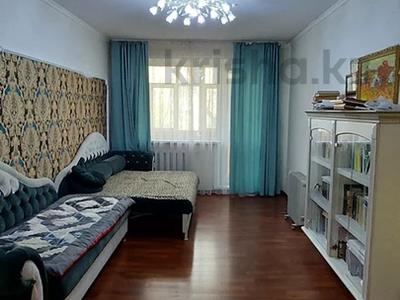 2-комнатная квартира · 45 м² · 2/5 этаж, Рыскулова 17 за 17.5 млн ₸ в Караганде, Казыбек би р-н