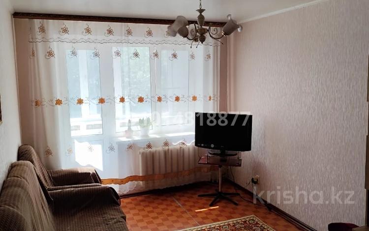 2-бөлмелі пәтер · 48.1 м² · 4/5 қабат, 4 ш/а 20, бағасы: 17 млн ₸ в Уральске, мкр 4 — фото 2