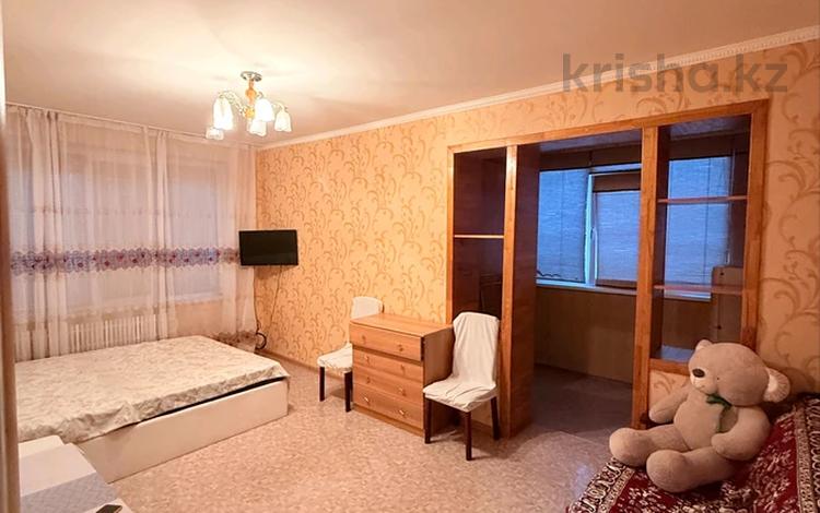 1-комнатная квартира · 45 м² · 2/5 этаж, 14-й мкр 6 за 120 000 ₸ в Актау — фото 2