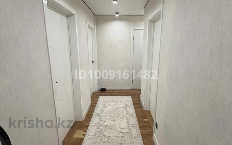 3-бөлмелі пәтер · 65 м² · 5/5 қабат, Айгүл ш/а, Оракбаева 2/4, бағасы: 23.2 млн ₸ в Уральске, мкр Айгуль — фото 2