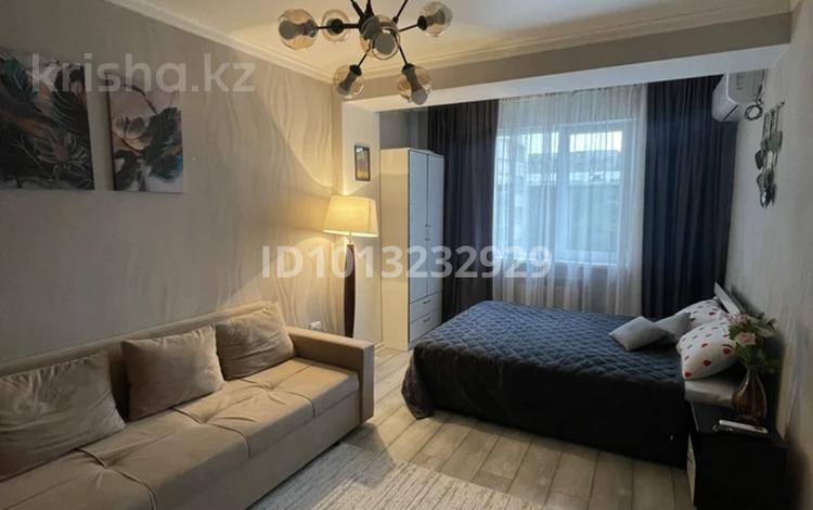 1-бөлмелі пәтер · 32 м² · 5/12 қабат, Шевченко 85, бағасы: 19 000 ₸ в Алматы, Алмалинский р-н — фото 13