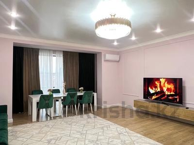 4-бөлмелі пәтер, 180 м², 7/12 қабат тәулік бойы, мкр Самал-2 1 — Аль-Фараби,Достык, бағасы: 60 000 〒 в Алматы, Медеуский р-н