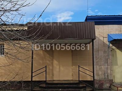 Еркін, дүкендер мен бутиктер · 259 м², бағасы: 110 млн ₸ в Сатпаев