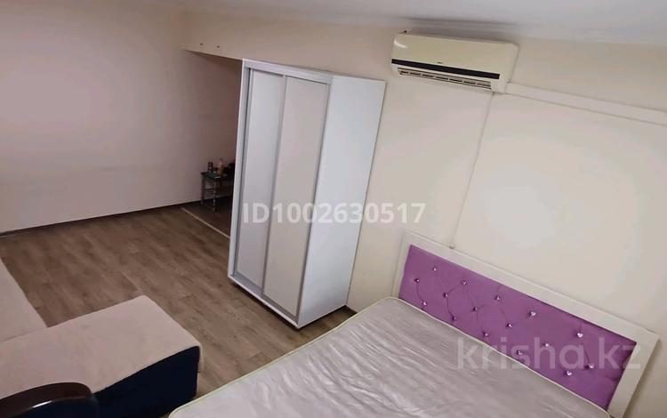 1-бөлмелі пәтер · 38 м² · 1/4 қабат, Манаса 31 — Абая, бағасы: 2 000 〒 в Алматы, Бостандыкский р-н — фото 2