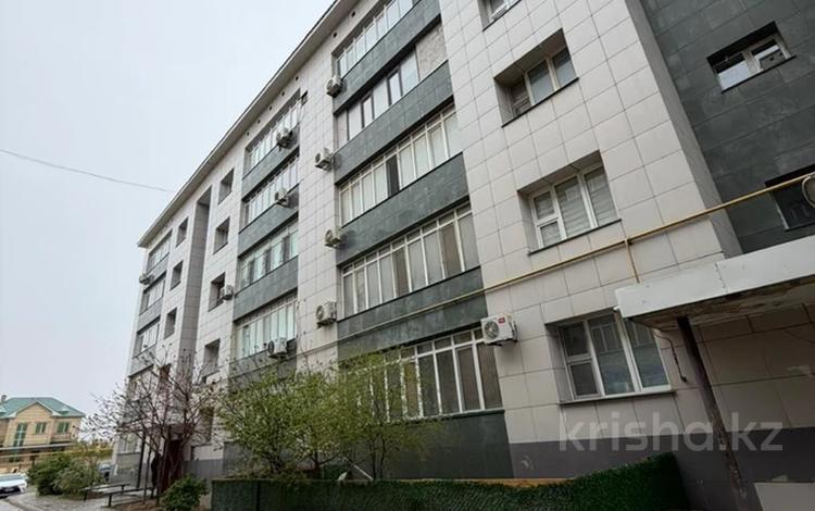 3-комнатная квартира · 110 м², 30-й мкр 183/1 за 26.5 млн ₸ в Актау — фото 2
