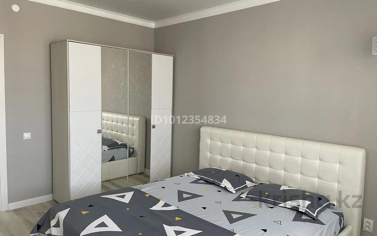 2-бөлмелі пәтер · 61 м² · 7/9 қабат, мкр. Алтын орда, Батыс 2 11/Д к3, бағасы: 15 000 ₸ в Актобе — фото 2