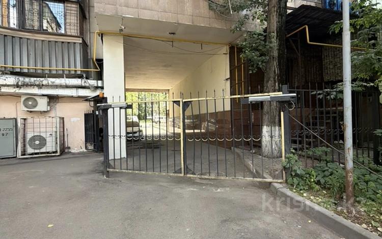 3-комнатная квартира · 78 м² · 4/5 этаж, Желтоксан 137 за 81 млн ₸ в Алматы, Алмалинский р-н — фото 2
