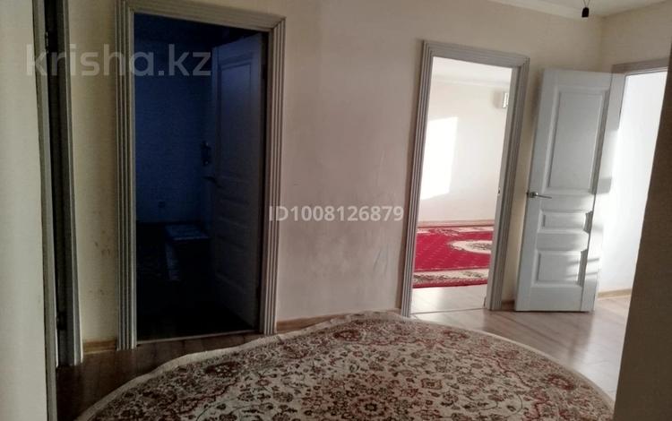 3-бөлмелі пәтер · 80 м² · 2/5 қабат, мкр Береке, Мкр.Береке 16, бағасы: 25 млн ₸ в Атырау — фото 3