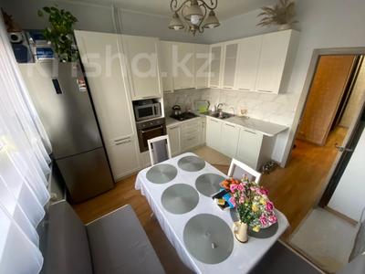 2-комнатная квартира · 60 м² · 4/9 этаж, мкр Аксай-4 39 за 37 млн ₸ в Алматы, Ауэзовский р-н