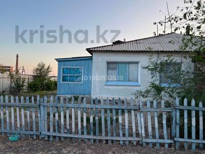 Үйдің бір бөлігі · 4 бөлме · 80 м² · 10 жүзд., Спортивная — Возле Акимата, бағасы: 10 млн ₸ в Торангылык