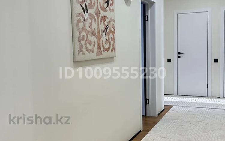 3-комнатная квартира · 110.2 м² · 9/10 этаж, Самал 72/4 за 53 млн ₸ в Уральске — фото 11