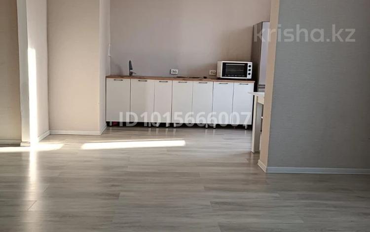 2-комнатная квартира · 46 м² · 3/9 этаж, богенбай 7 за 25.5 млн ₸ в Астане, Сарыарка р-н — фото 2