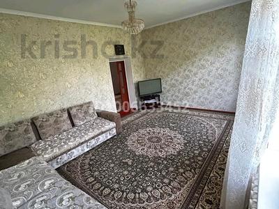 Отдельный дом · 4 комнаты · 160 м², Майлина 9презд 2дом — Мед центр Школа садик за 80 000 〒 в Туркестане