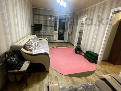 4-комнатная квартира · 62 м² · 4/5 этаж, Пришахтинск, Пришахтинск, 23й микрорайон — рядом 2школа, 4садик, и детская поликлиника. за 15 млн ₸ в Караганде, Алихана Бокейханова р-н