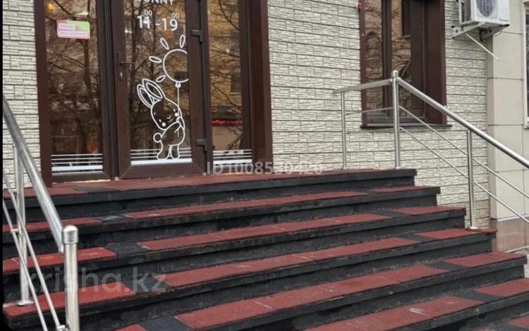 Магазины и бутики · 32 м² за 300 000 〒 в Петропавловске — фото 7