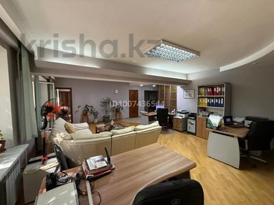 5-комнатная квартира · 150 м² · 1/5 этаж, Кунаева 162 — Курмангазы за 800 000 〒 в Алматы, Медеуский р-н