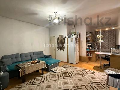 1-бөлмелі пәтер · 40.6 м² · 2/5 қабат, мкр Кокжиек 37а, бағасы: 21 млн ₸ в Алматы, Жетысуский р-н
