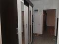 1-комнатная квартира, 65 м², 3/9 этаж помесячно, мкр Шугыла, Жуалы 12 за 150 000 〒 в Алматы, Наурызбайский р-н — фото 4