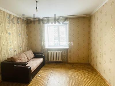2-бөлмелі пәтер · 56 м² · 2/5 қабат, Ак. Павлова 105 — Район площади, бағасы: 150 000 〒 в Семее
