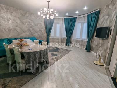 Отдельный дом · 5 комнат · 500 м² · 12 сот., мкр Кунгей , 2улица 15 за 170 млн 〒 в Караганде, Казыбек би р-н
