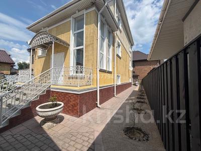 Отдельный дом · 5 комнат · 280 м² · 5 сот., Попова 120 за 145 млн ₸ в Петропавловске