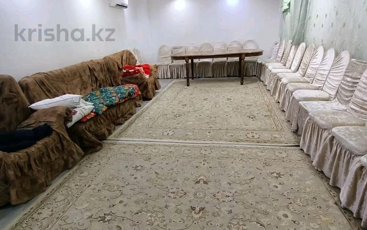 4-комнатный дом помесячно, 80 м², 4 сот., 2 мкр 30 за 200 000 〒 в Талдыкоргане — фото 14