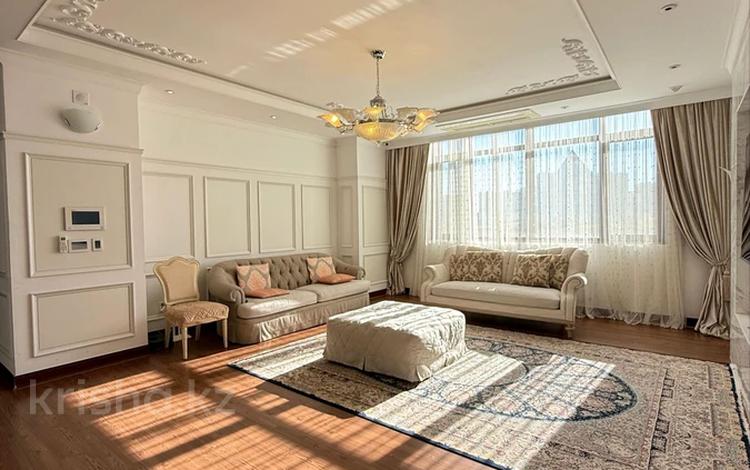 5-комнатная квартира · 203 м² · 4/31 этаж, Ахмет Байтурсынулы 1, 3, 5, 9 — Район Пирамиды за 165 млн 〒 в Астане, Сарайшык р-н — фото 2