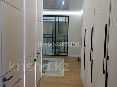 4-бөлмелі пәтер · 142 м² · 1/14 қабат, 16-й мкр 84 — 17мкр 19мкр, бағасы: 85 млн ₸ в Актау