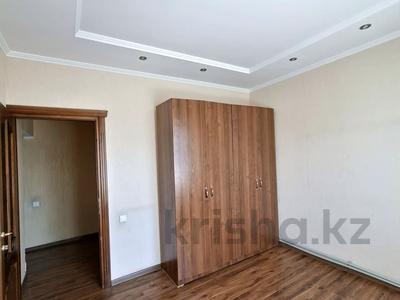 3-бөлмелі пәтер · 65 м² · 4/5 қабат, Север ш/а 33, бағасы: 24.5 млн ₸ в Шымкенте, Аль-Фарабийский р-н