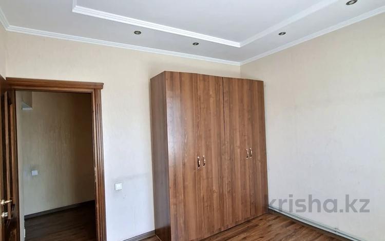 3-бөлмелі пәтер · 65 м² · 4/5 қабат, Север ш/а 33, бағасы: 24.5 млн ₸ в Шымкенте, Аль-Фарабийский р-н — фото 2